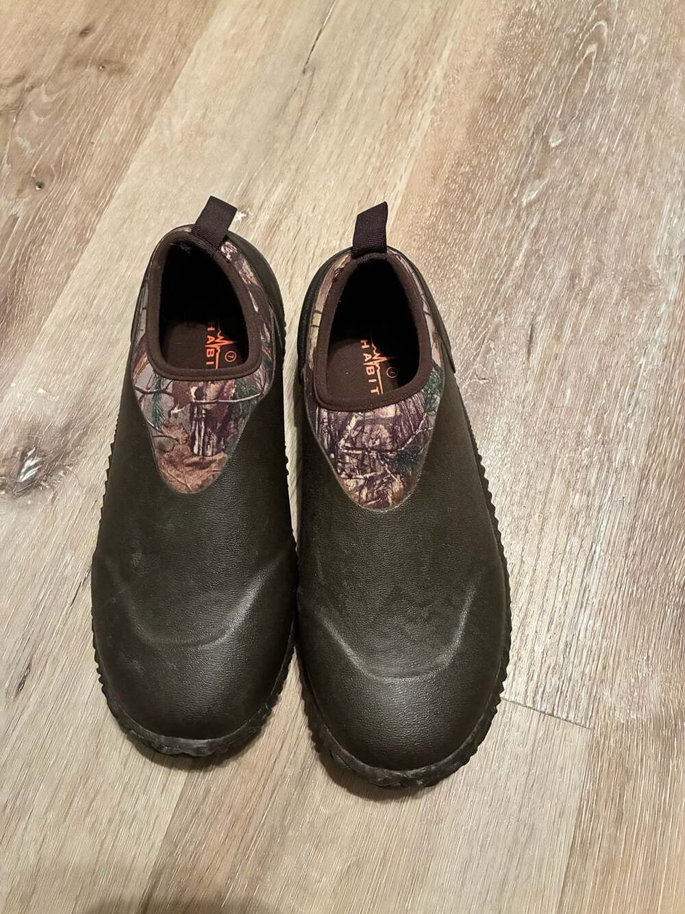 Habit Mack Realtree Camo Waterproof Slip-On Rubber Shoes Size 7